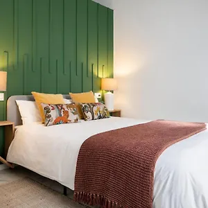 Hernando Colon Apartamento